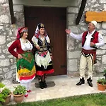 Kulla E Sadri Lukes