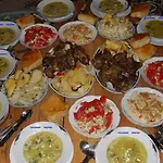 Kulla E Sadri Lukes בית הארחה טת