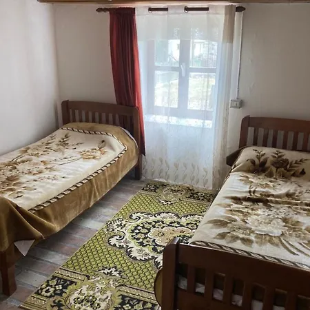 Guest house Kulla E Sadri Lukes 4*