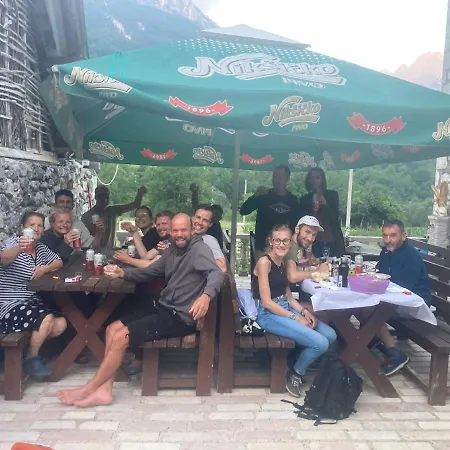 Kulla E Sadri Lukes 게스트하우스 세스