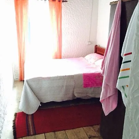 Kulla E Sadri Lukes 4*