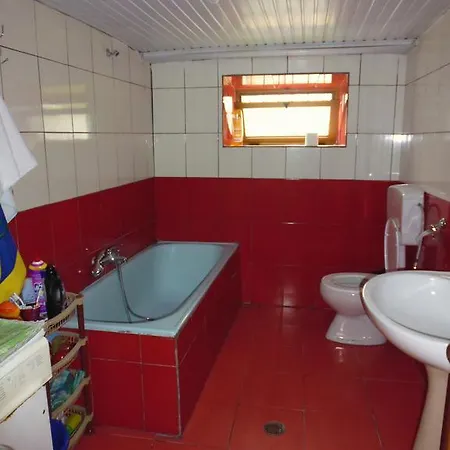 Affittacamere Kulla E Sadri Lukes Theth