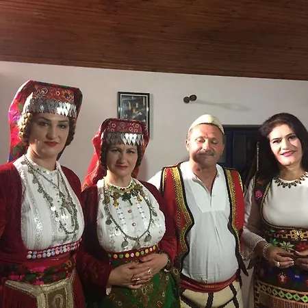 Kulla E Sadri Lukes 4*