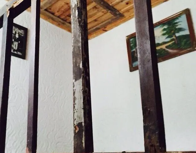 Kulla E Sadri Lukes 4*