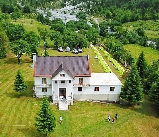 Kulla E Sadri Lukes Affittacamere Theth