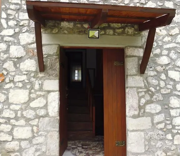 Affittacamere Kulla E Sadri Lukes