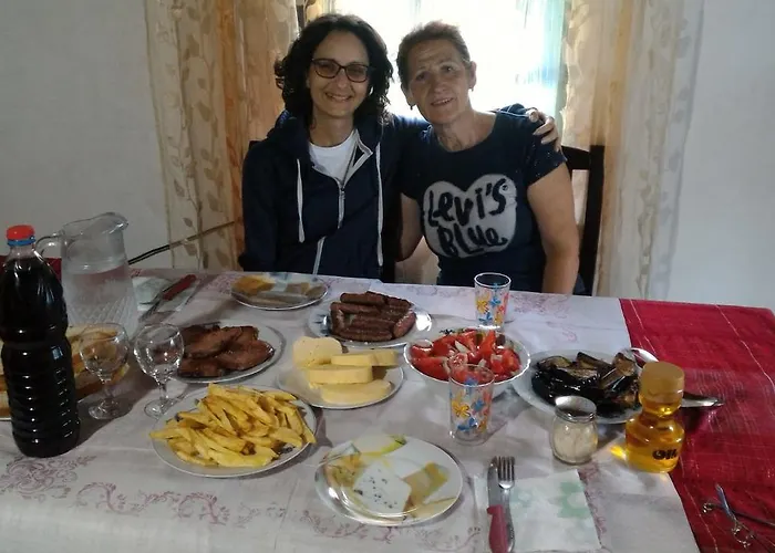 Kulla E Sadri Lukes 4*