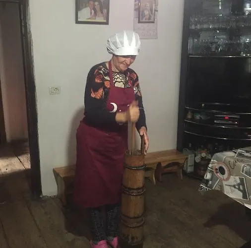 Kulla E Sadri Lukes 세스